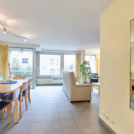 Lecomte - The Shoreline North 193 Apartment